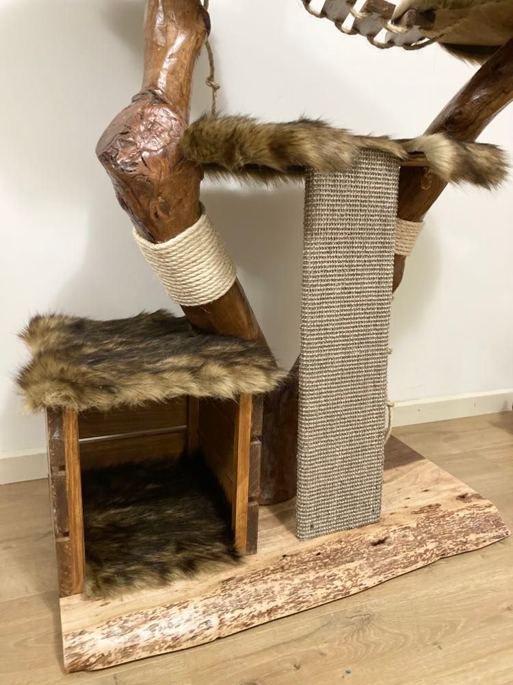 Explorer Cat Tree - Custom build