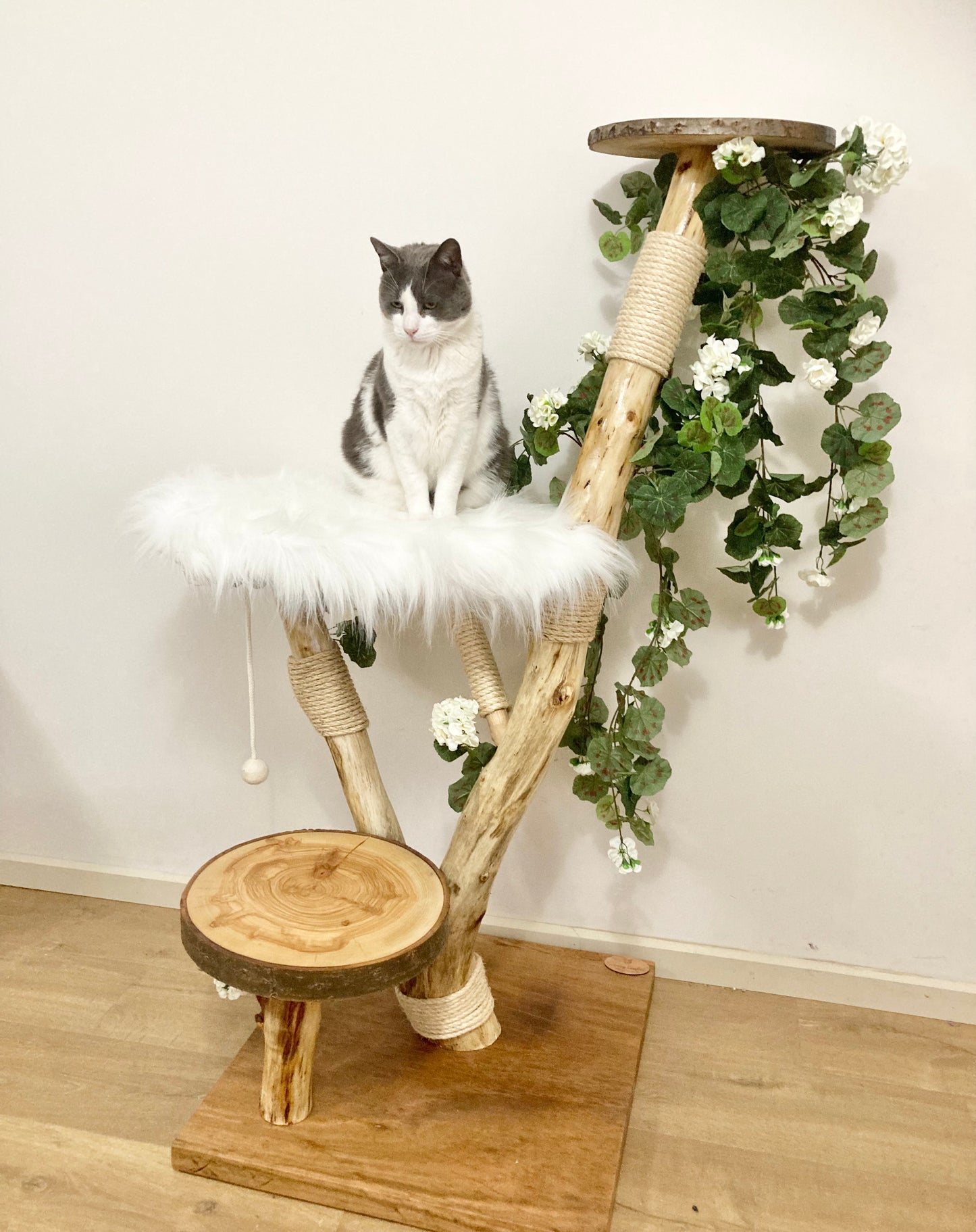 Hanging Bush Cat Tree